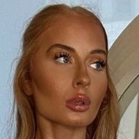 Еби Голдинг Голи