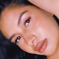 Ейприл Сантос Голи