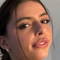 ашли джулиа Голи