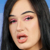 Коко Далия Голи