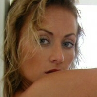 Денис Уайт Голи