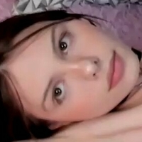 Мечтателна София Голи