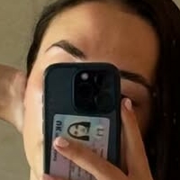 Ела Милс Голи