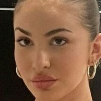 Емили Ернандес Голи