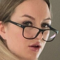 Ем Официален Голи