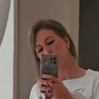 Естефания Дитц Голи