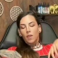 Евърли Бела Голи