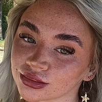 Джорджи Воулис Голи