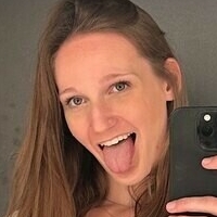 Хейли Хепи Голи