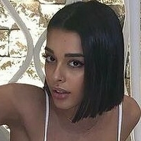 Хелена Фенси Голи