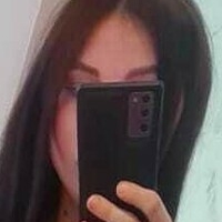 Неприлична Алис Голи
