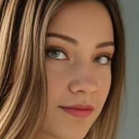 Изабела Козлов Голи
