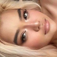 Янна Криселле Голи