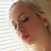 Джин Н. Тоник Голи