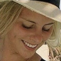 Жолина Мари Ледл Голи