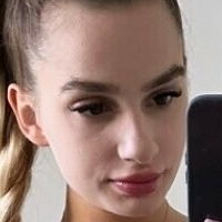 Камила Банкс Голи