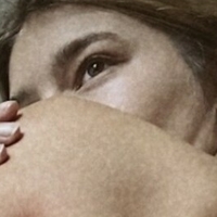 Карли Лоуки Голи