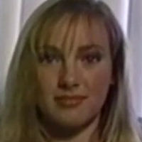 Кити Янг Голи