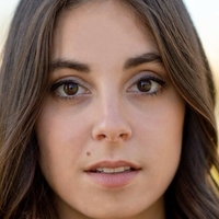 Кристен Ваганос Голи