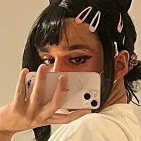 Лили Б Голи