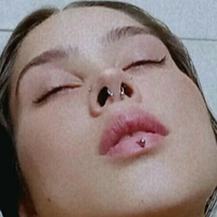 Мала Девила Голи