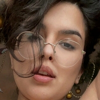 Мая Петит Голи