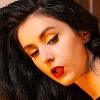 Мис Ели М Голи