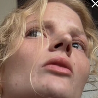 Никол Бонадера Лорън Голи