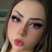 оливия вълф Голи