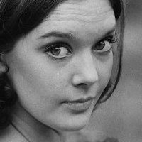 Памела Франклин Голи