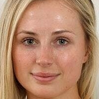 Пийчиблонд Голи