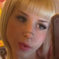 Пиърсинг Поли’с Голи