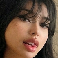 плюшс Голи
