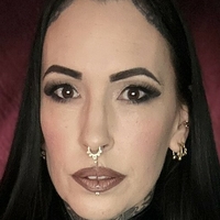 Сайрън СейнтСин Голи