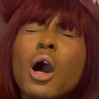 Слим Пърл Голи