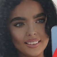 Вики Луиз4 Голи