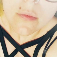 Любимата ти глупава кучка Голи