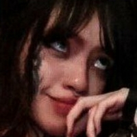 Янгелин Голи